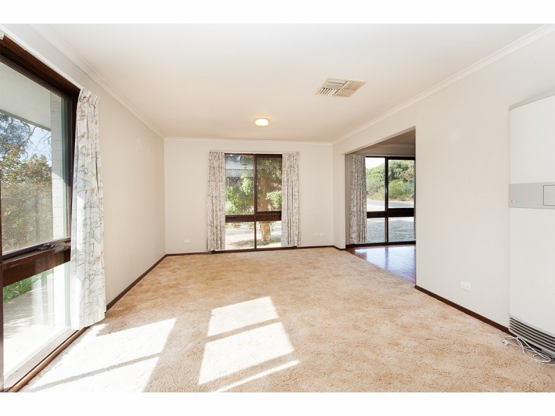 72 Buller Cresent, Thurgoona NSW 2640