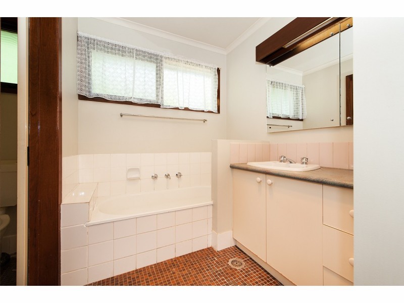 72 Buller Cresent, Thurgoona NSW 2640