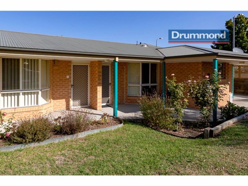 4/7 Severin Court, Thurgoona NSW 2640