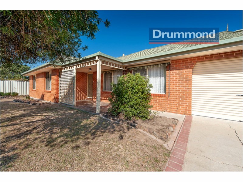 25 Wattletree Road, Lavington NSW 2641