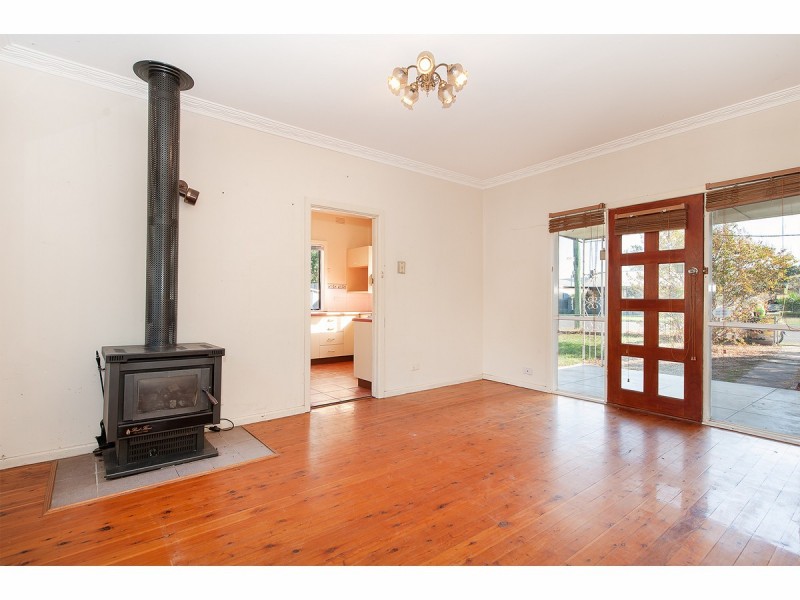 388 Eden Street, Lavington NSW 2641