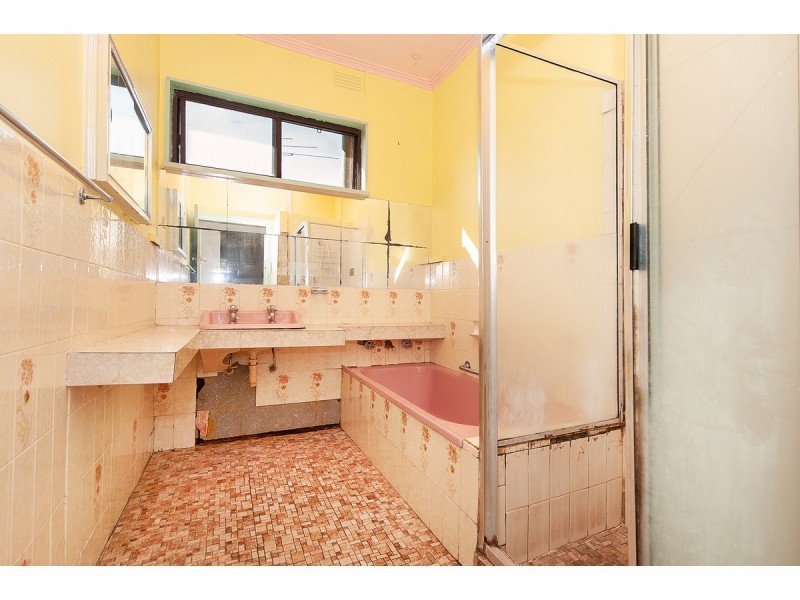 388 Eden Street, Lavington NSW 2641