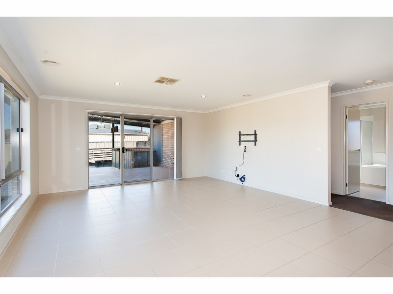 1 Yale Court, Thurgoona NSW 2640
