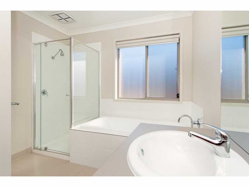 1 Yale Court, Thurgoona NSW 2640