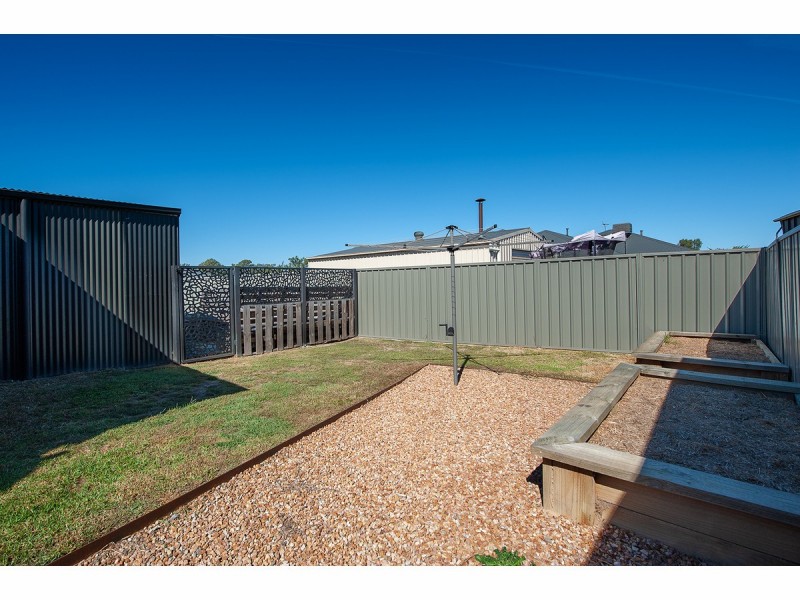 1 Yale Court, Thurgoona NSW 2640
