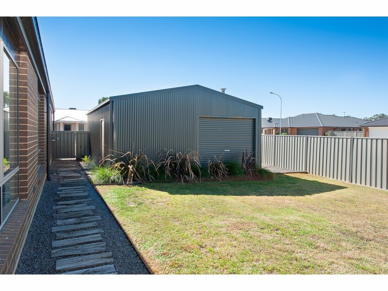 1 Yale Court, Thurgoona NSW 2640
