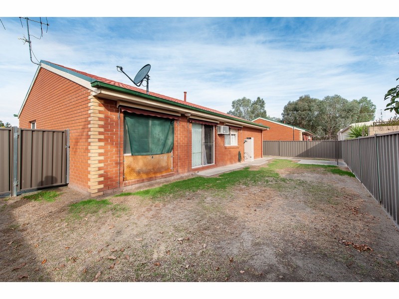 7/14 Graetz Court, Lavington NSW 2641