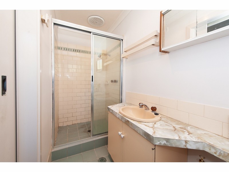 391 Gayview Cresent, Lavington NSW 2641