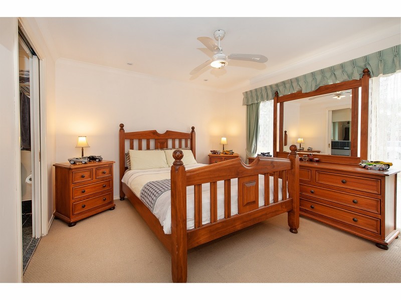 10 Valerie Way, Lavington NSW 2641