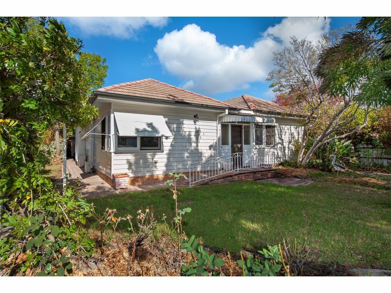 303 Cadell Street, East Albury NSW 2640