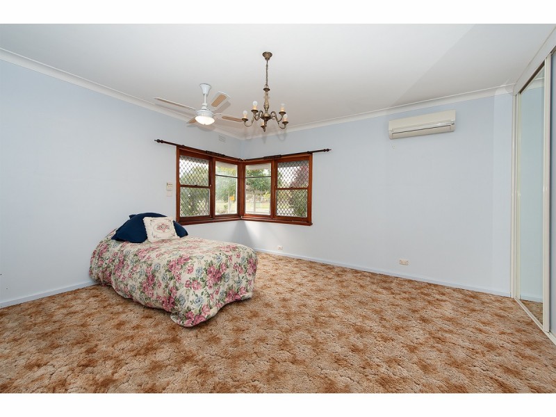 303 Cadell Street, East Albury NSW 2640