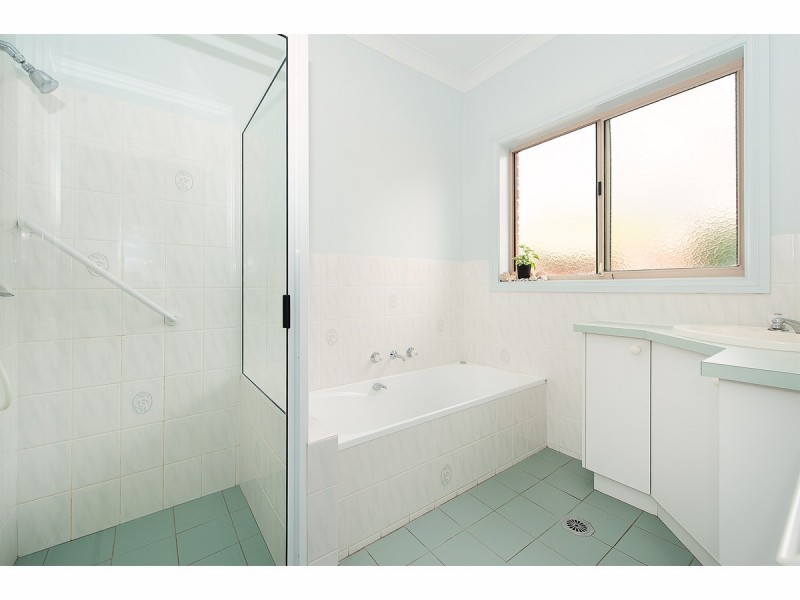 2/718 Jones Street, Albury NSW 2640