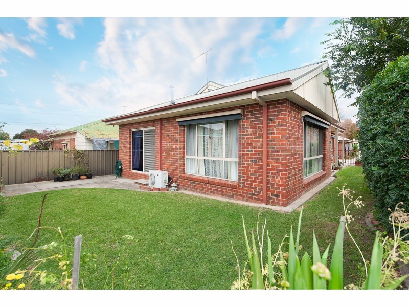 2/718 Jones Street, Albury NSW 2640