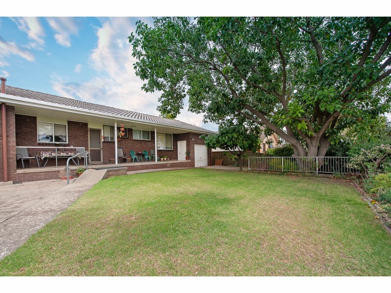 300 Wirraway Street, East Albury NSW 2640