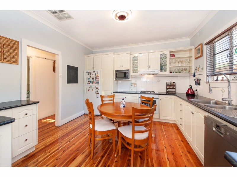 1/486 McKenzie Street, Lavington NSW 2641