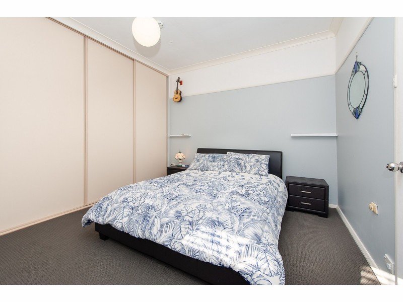 1/486 McKenzie Street, Lavington NSW 2641