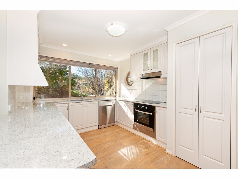 8 Jevington Drive, Wodonga VIC 3690