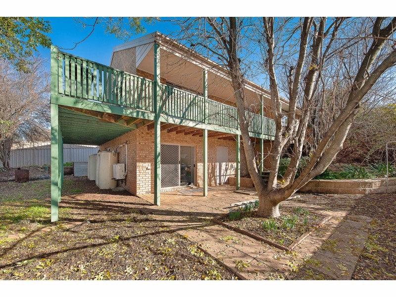 8 Jevington Drive, Wodonga VIC 3690