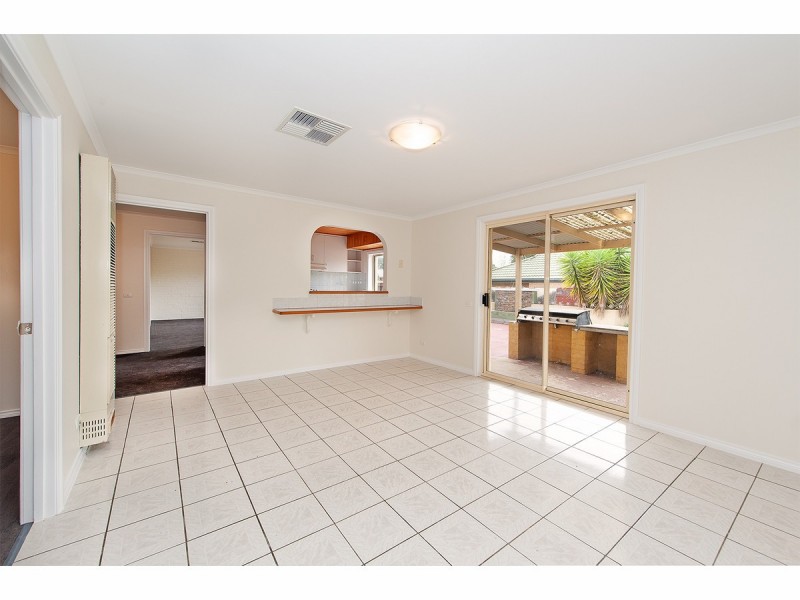 677 Centaur Road, Lavington NSW 2641