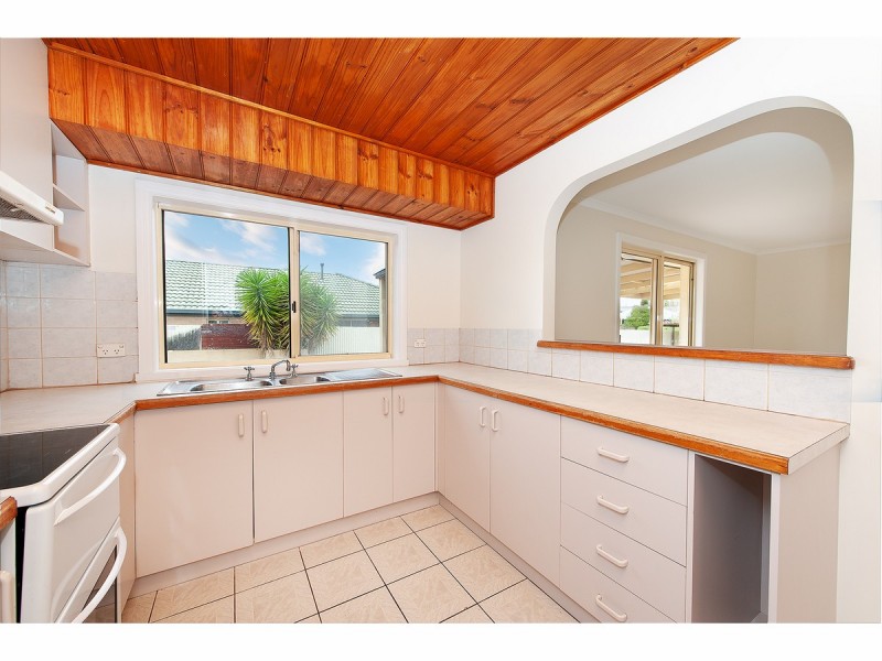 677 Centaur Road, Lavington NSW 2641