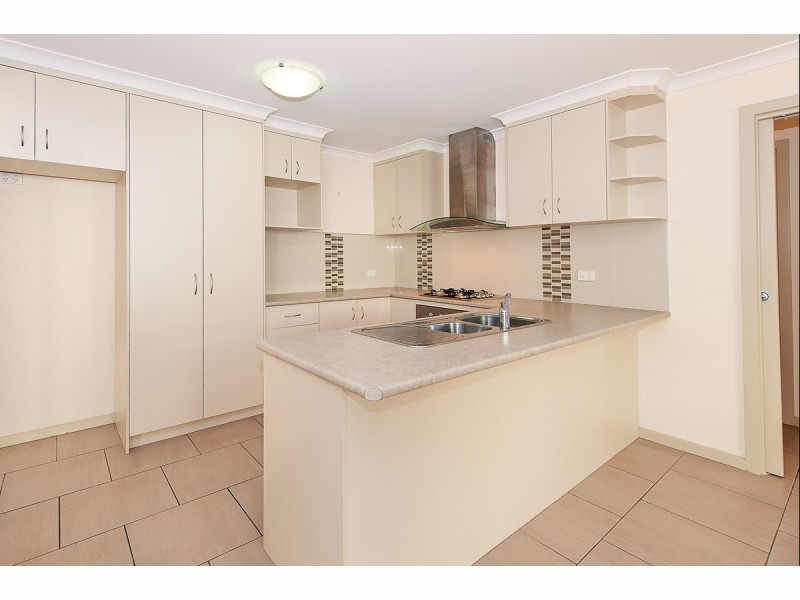 1 & 2/35 Handel Street, Glenroy NSW 2640