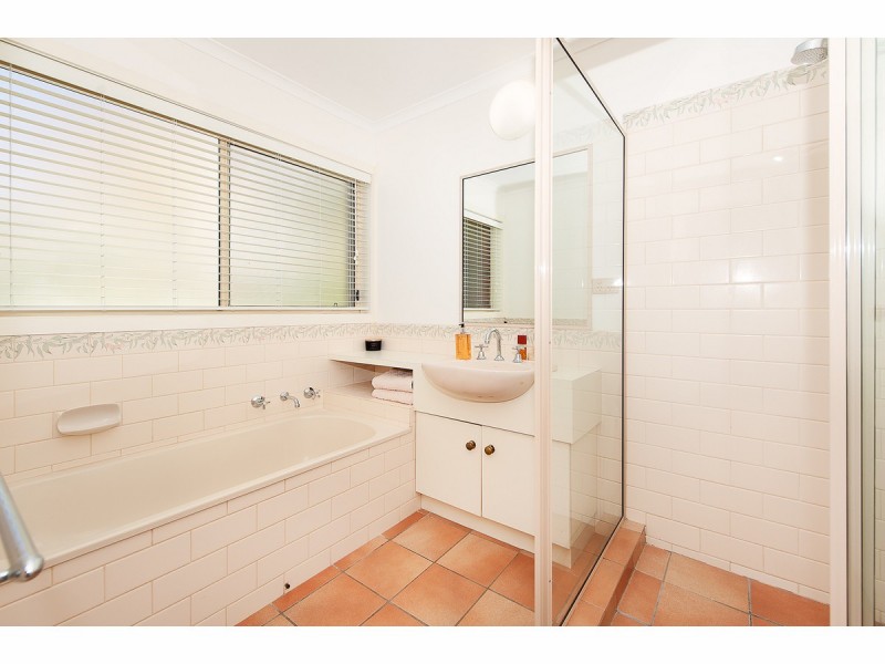 7 Heather Court, West Albury NSW 2640