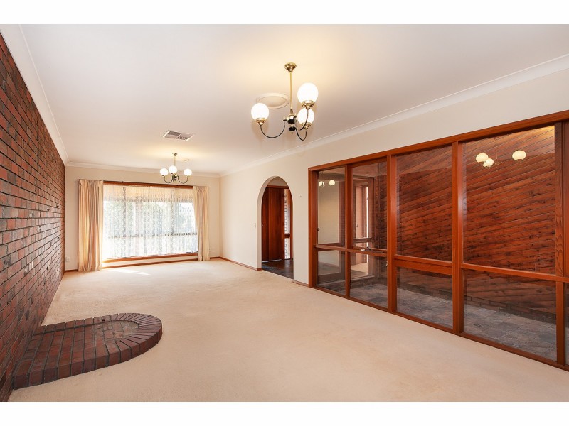 407 Halehaven Crescent, Lavington NSW 2641