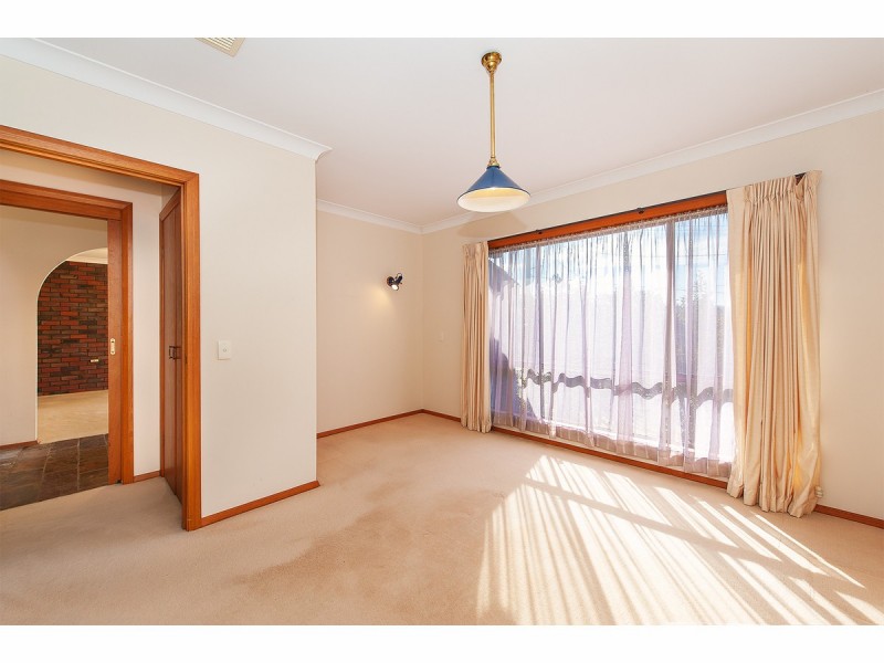 407 Halehaven Crescent, Lavington NSW 2641