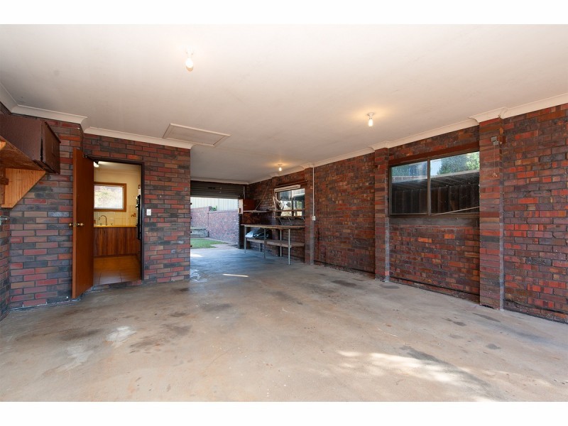 407 Halehaven Crescent, Lavington NSW 2641