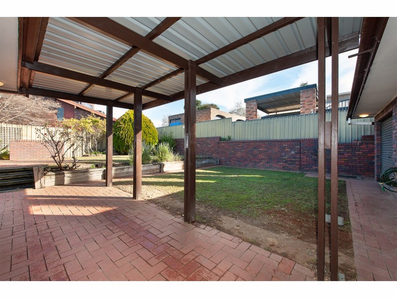 407 Halehaven Crescent, Lavington NSW 2641