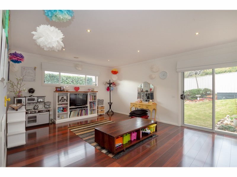 9 Cremin Court, Thurgoona NSW 2640