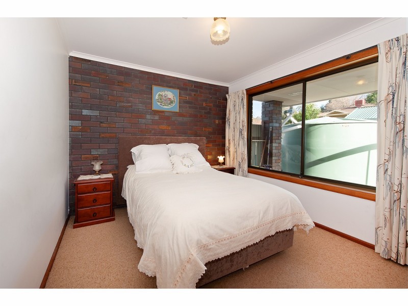 102 Kosciuszko Road, Thurgoona NSW 2640