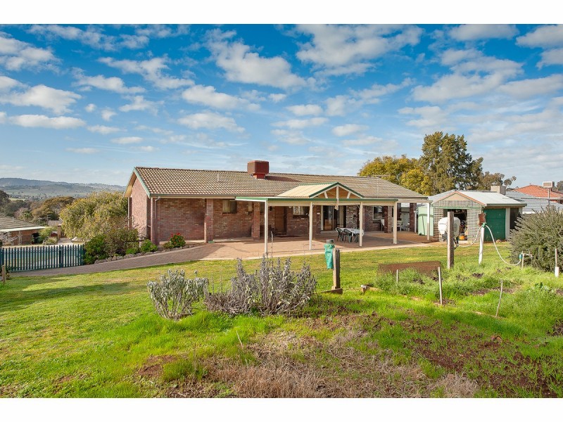 102 Kosciuszko Road, Thurgoona NSW 2640