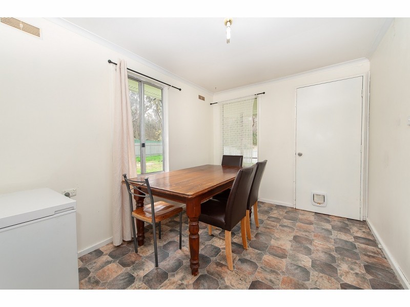 34 Waratah Crescent, West Albury NSW 2640