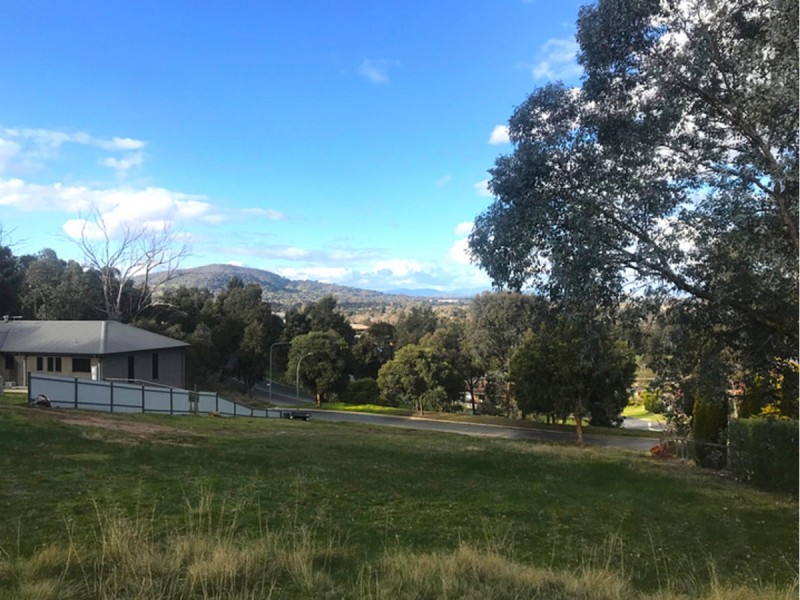 2 Moet Place, Glenroy NSW 2640