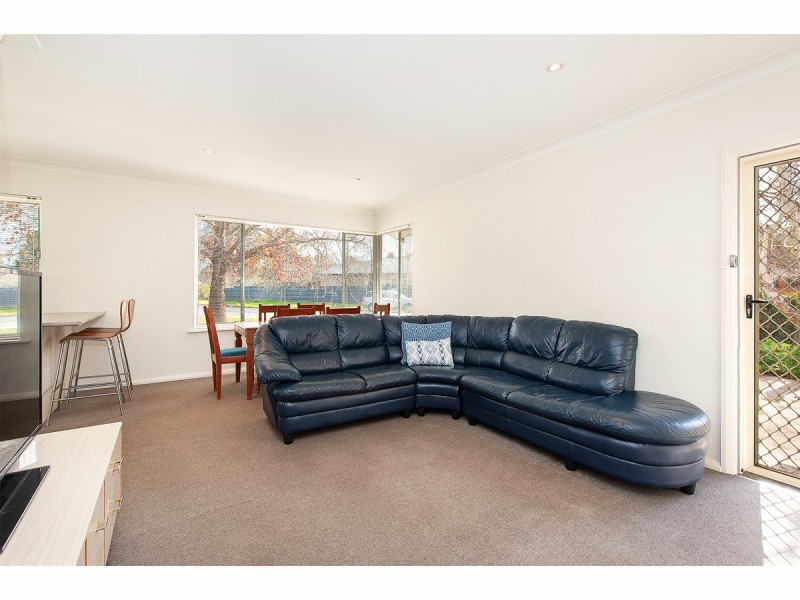 2/714 Alma Street, Albury NSW 2640