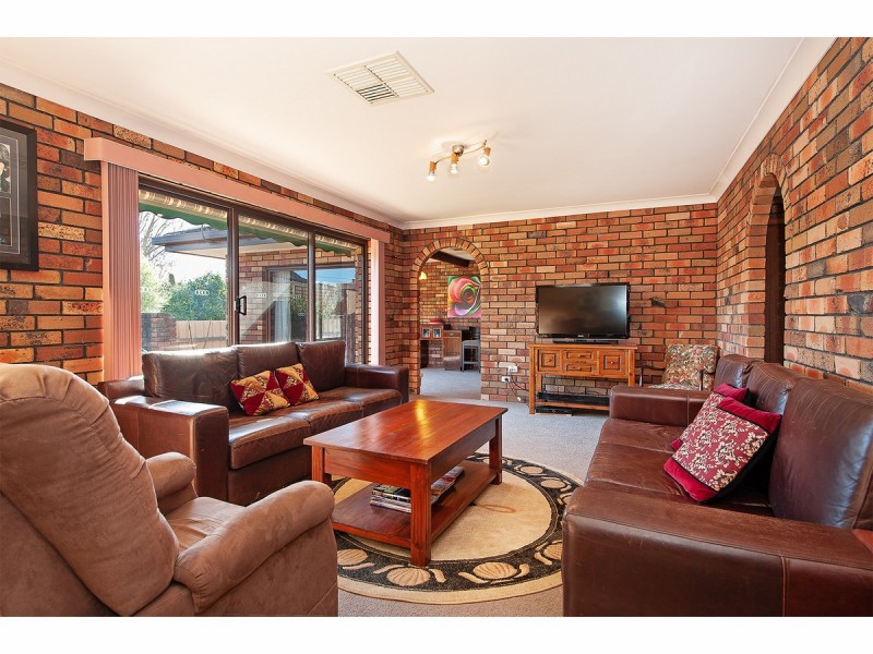 502 Regina Avenue, North Albury NSW 2640