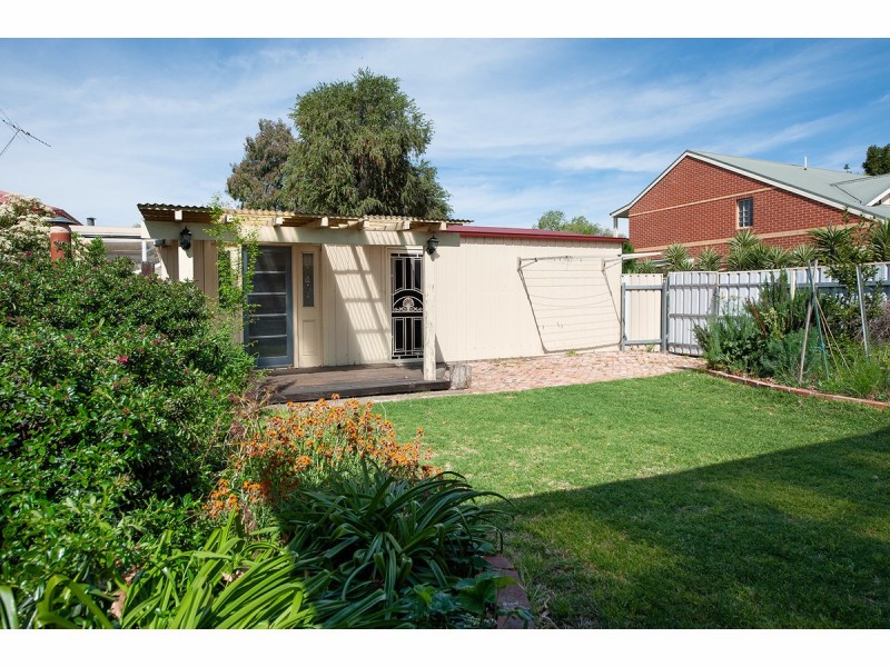 556 Thurgoona Street, Albury NSW 2640
