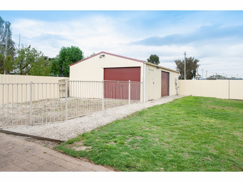 832 Elmore Street, North Albury NSW 2640
