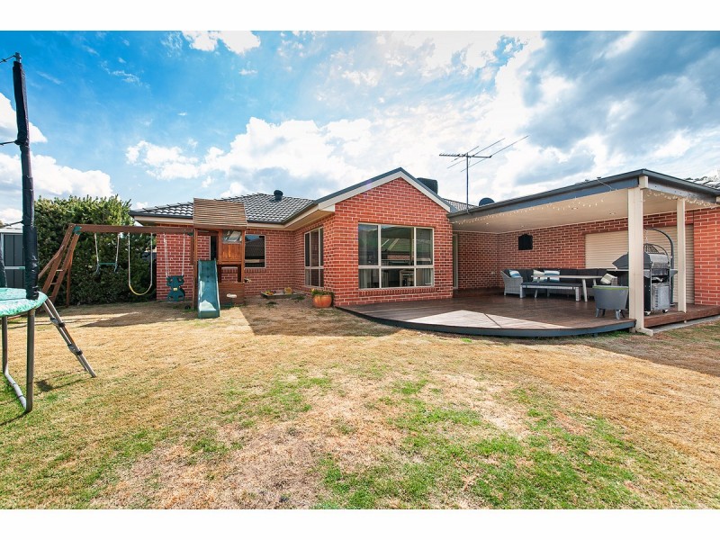 9 Willaroo Street, Thurgoona NSW 2640