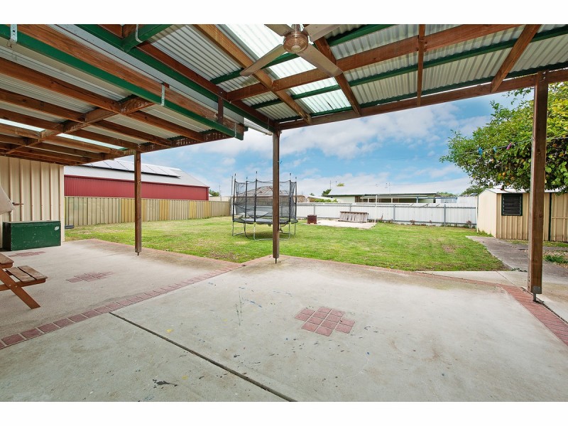 403 Nowland Avenue, Lavington NSW 2641