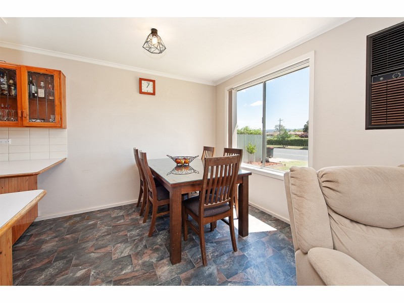 480 Griffith Road, Lavington NSW 2641