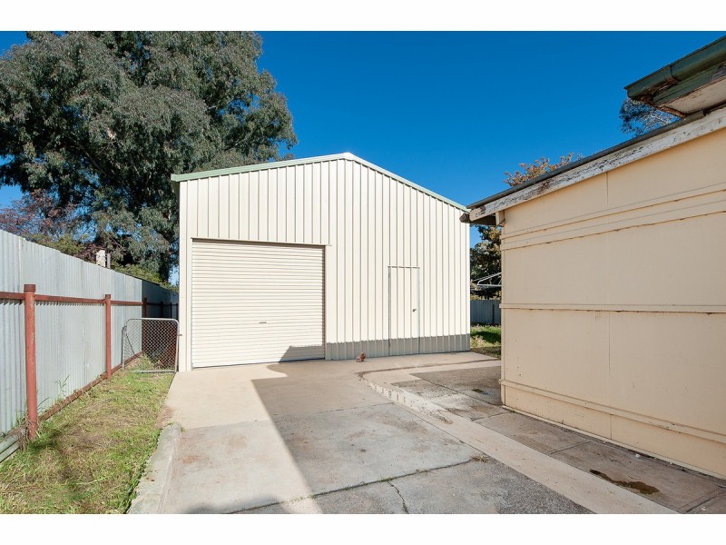 601 Welsh Street, Lavington NSW 2641