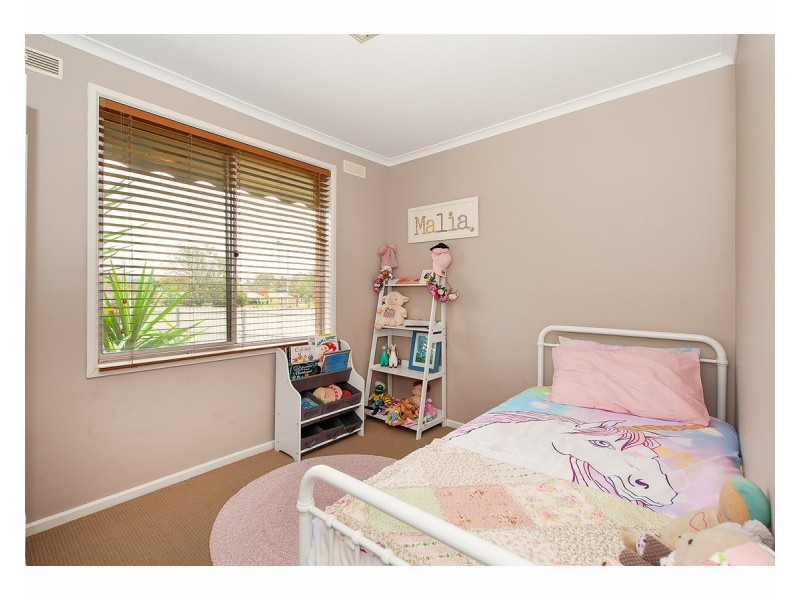 1 Curringa Place, Springdale Heights NSW 2641