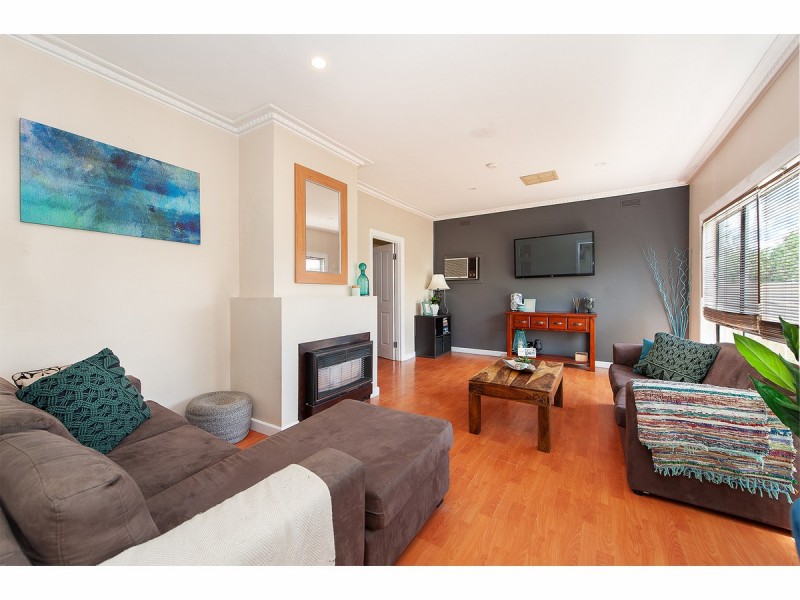 447 Bell Street, Lavington NSW 2641
