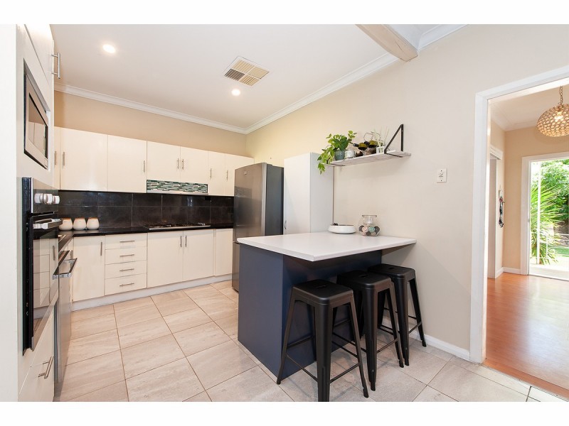 447 Bell Street, Lavington NSW 2641