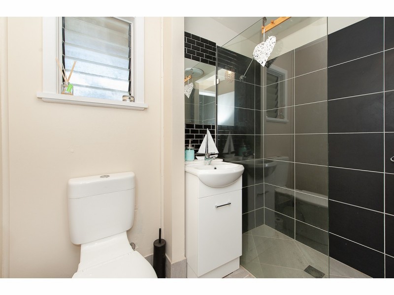 447 Bell Street, Lavington NSW 2641