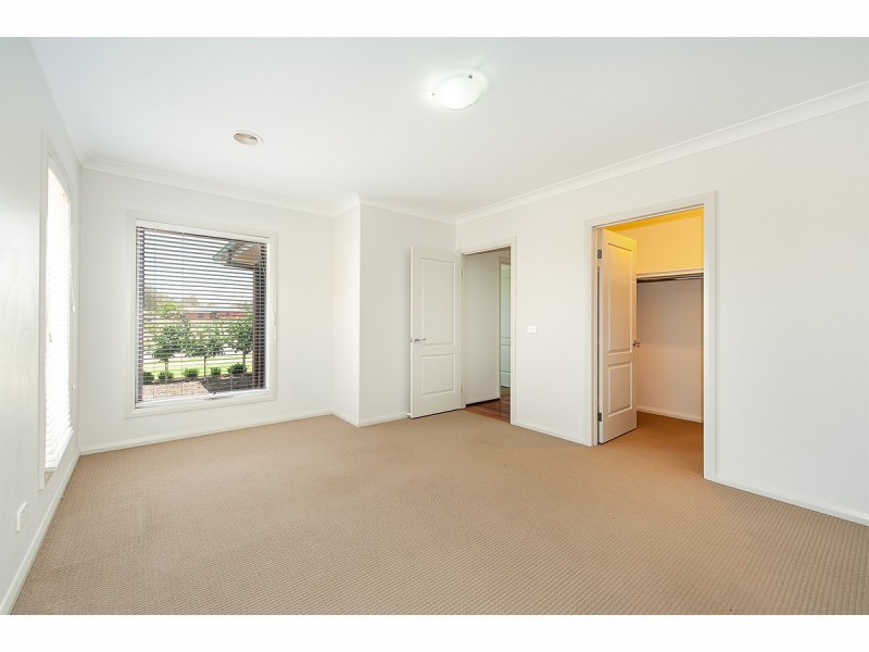 243 Kosciuszko Road, Thurgoona NSW 2640