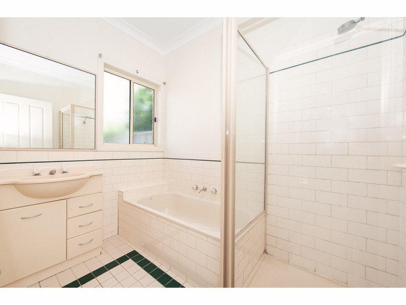 68 Mayfair Drive, Wodonga VIC 3690