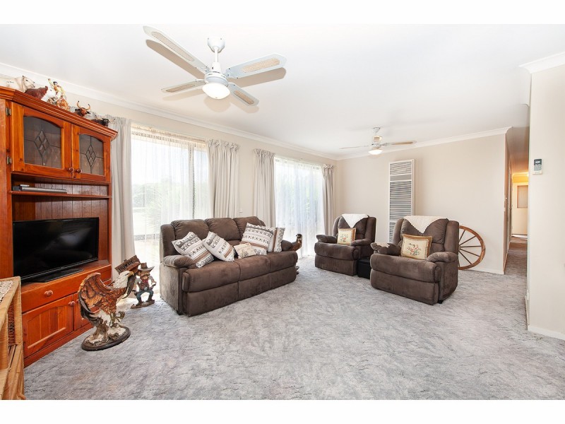 122 Clarke Street, Howlong NSW 2643